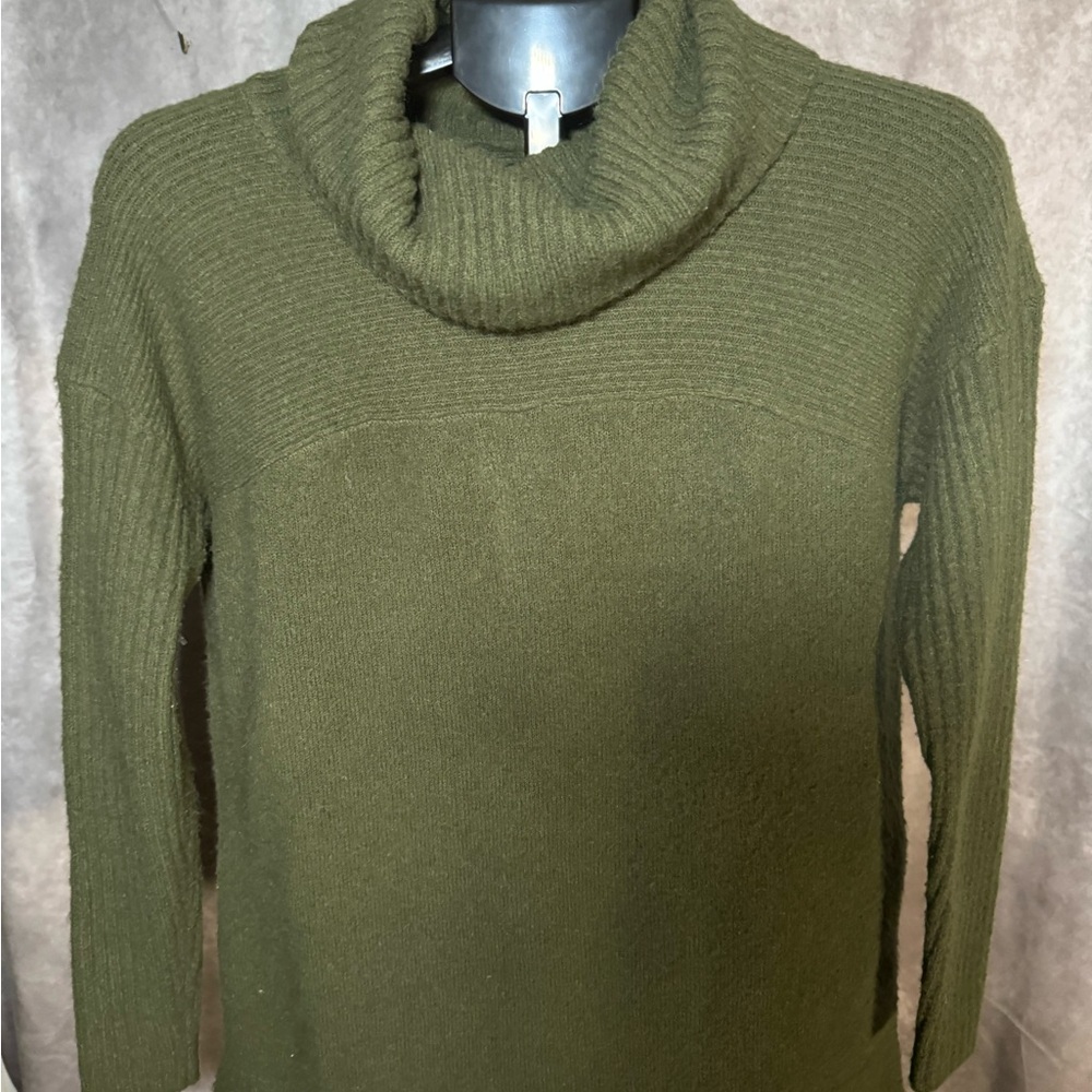 American Eagle Outfitters Forest Green Knitwear